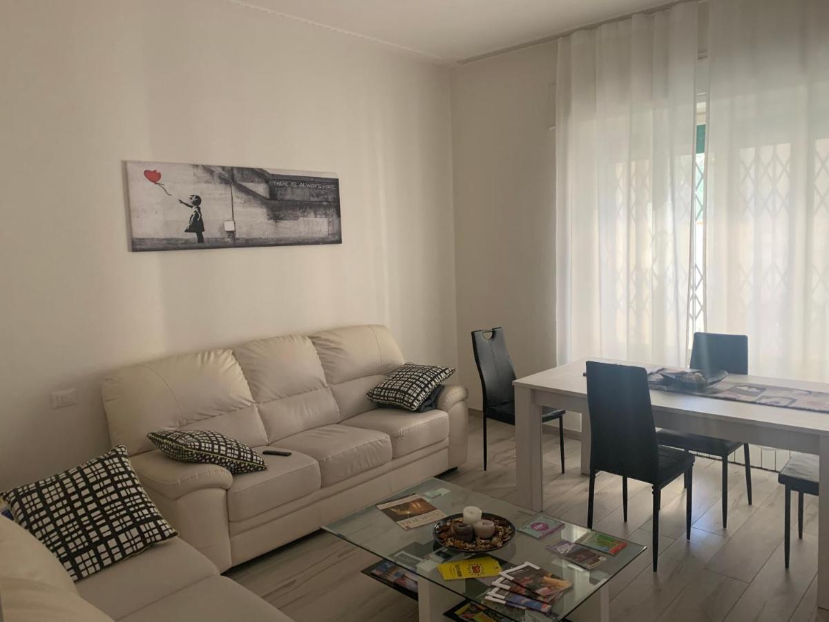 Pisa Train Station Guest House المظهر الخارجي الصورة